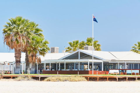 RAC Monkey Mia Dolphin Resort - Brisbane 4u 16