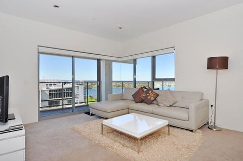 Astra Apartments Perth CBD - Brisbane Tourism 32