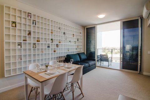 Boutique Carousel Apartment - Brisbane Tourism 12