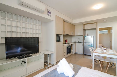 Boutique Carousel Apartment - Brisbane Tourism 3