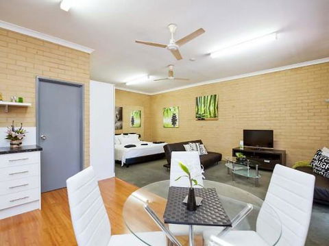 Garden Studio - Tourism Brisbane 4