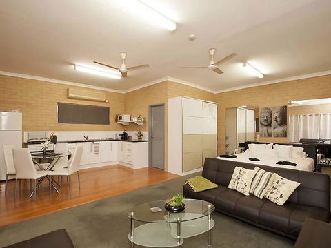 Garden Studio - Tourism Brisbane 7