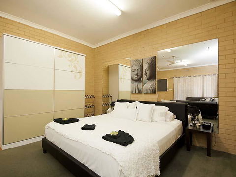 Garden Studio - Tourism Brisbane 3