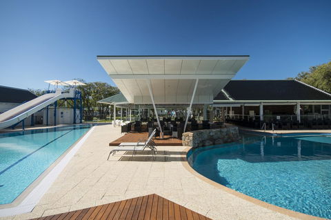 Mandalay Holiday Resort And Tourist Park - Tourism Brisbane 0