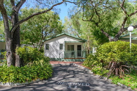 Mandalay Holiday Resort And Tourist Park - Tourism Brisbane 24