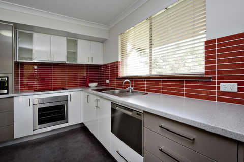 Mandalay Holiday Resort And Tourist Park - Tourism Brisbane 5