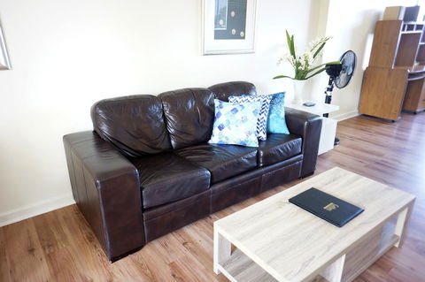 Studio 302 With Ocean Views - Brisbane Tourism 11