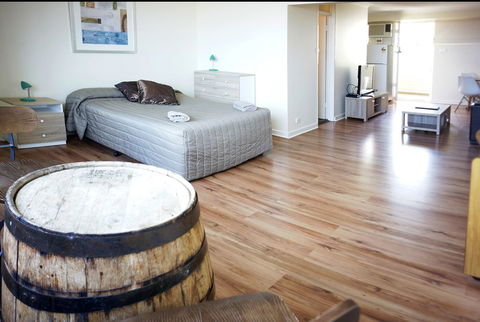 Studio 302 With Ocean Views - Brisbane Tourism 19