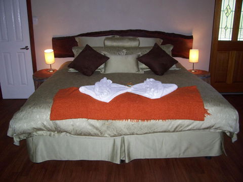 SilverSprings Spa Retreat Pet Friendly Cottages And Glampings - Tourism Brisbane 24