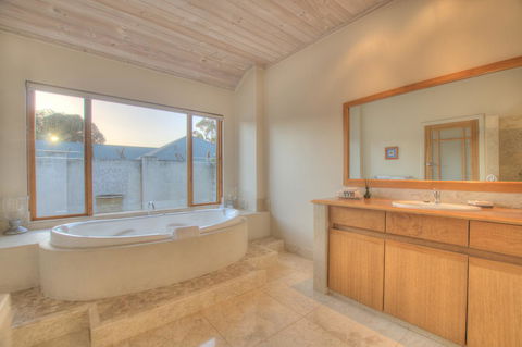 Moana Spa Villas - Prime Yallingup Location - Tourism Brisbane 17