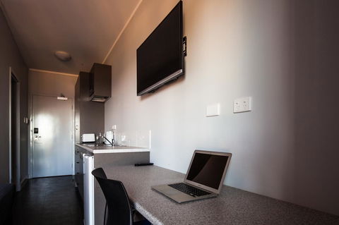 Beadon Bay Hotel - Tourism Brisbane 8