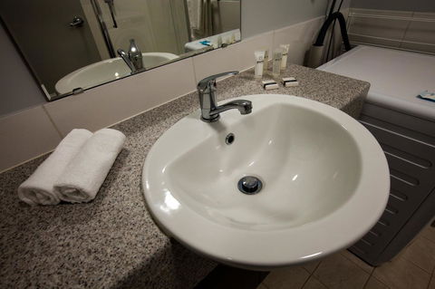 Beadon Bay Hotel - Tourism Brisbane 10