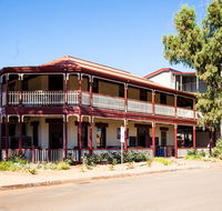 Beadon Bay Hotel - Tourism Brisbane
