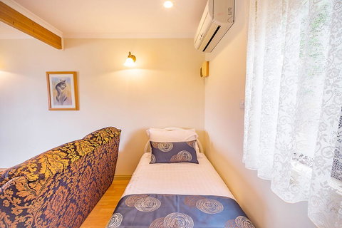 Queechy Motel - Brisbane Tourism 43