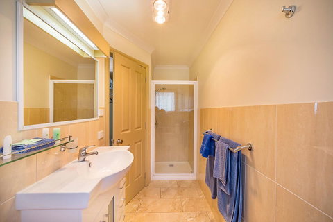 Queechy Motel - Brisbane Tourism 36