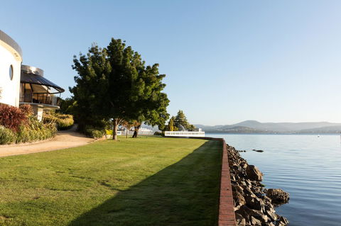 Wrest Point - Brisbane Tourism 1