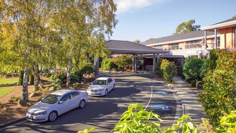 Country Club Tasmania - Tourism Brisbane 10