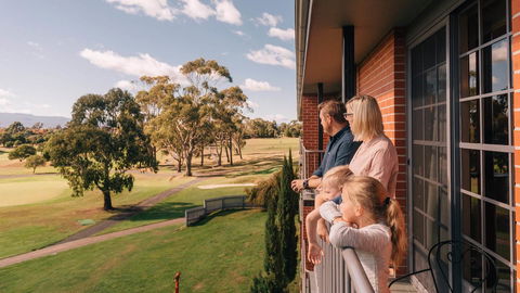 Country Club Tasmania - Tourism Brisbane 26