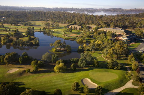 Country Club Tasmania - Tourism Brisbane 34