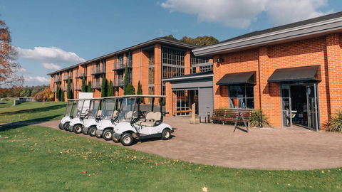 Country Club Tasmania - Tourism Brisbane 1