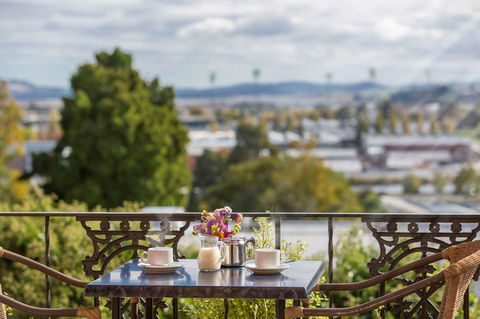 Coach House Launceston - Brisbane Tourism 27