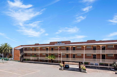 Coach House Launceston - Brisbane Tourism 31