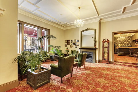 Hadley\'s Orient Hotel - Brisbane Tourism 12