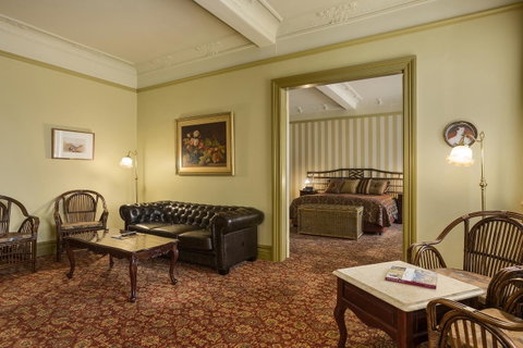Hadley\'s Orient Hotel - Brisbane Tourism 24