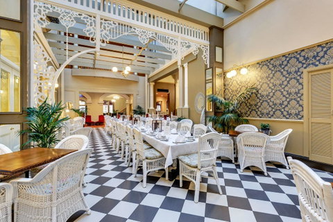 Hadley\'s Orient Hotel - Brisbane Tourism 2