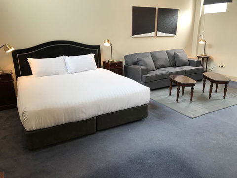 The Macquarie Hobart - Brisbane Tourism 6