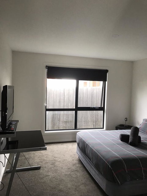 Georges Bay Apartments - Brisbane Tourism 7