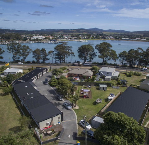 Georges Bay Apartments - Brisbane Tourism 16