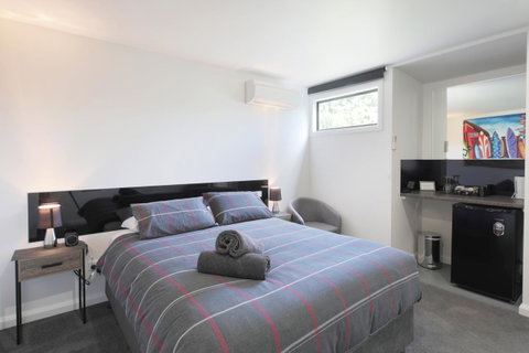 Georges Bay Apartments - Brisbane Tourism 24