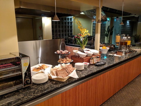 Salamanca Inn - Tourism Brisbane 1