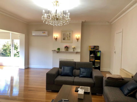 Riverbank Villa - Brisbane Tourism 3