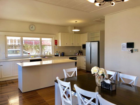 Riverbank Villa - Brisbane Tourism 5