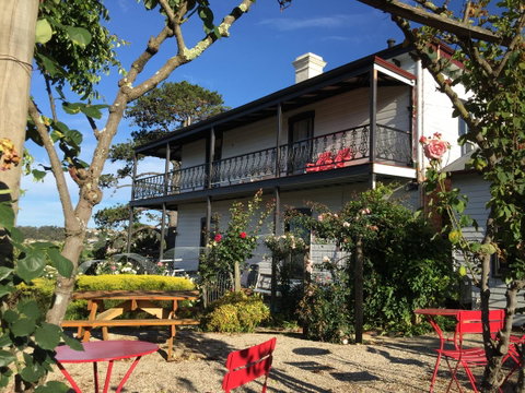 The Dragonfly Inn - Brisbane Tourism 0