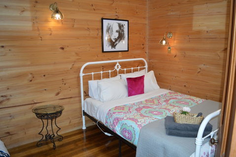 The Dragonfly Inn - Brisbane Tourism 18