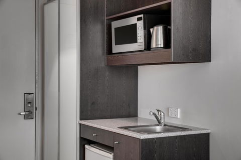 Travelodge Hotel Hobart - Brisbane 4u 7