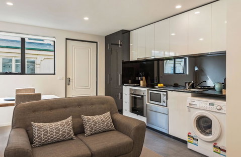 110 Hampden Apartments - Tourism Brisbane 1