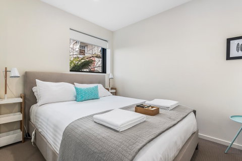 110 Hampden Apartments - Tourism Brisbane 11