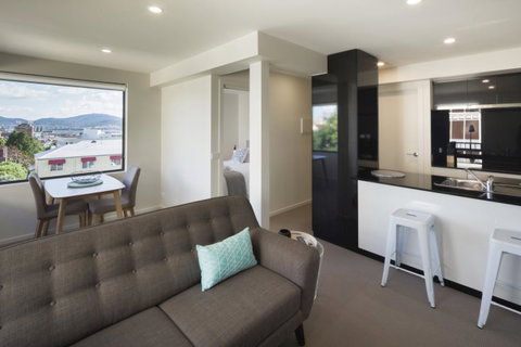 110 Hampden Apartments - Tourism Brisbane 27