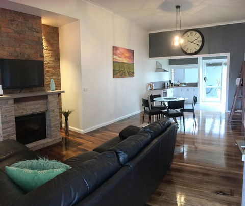 Apartment 5ive - Tourism Brisbane 0