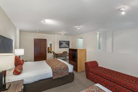 Mantra One Sandy Bay Road - Brisbane Tourism 14
