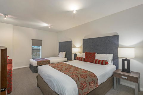 Mantra One Sandy Bay Road - Brisbane Tourism 7