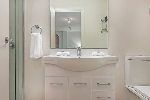 Mantra One Sandy Bay Road - Brisbane Tourism 15