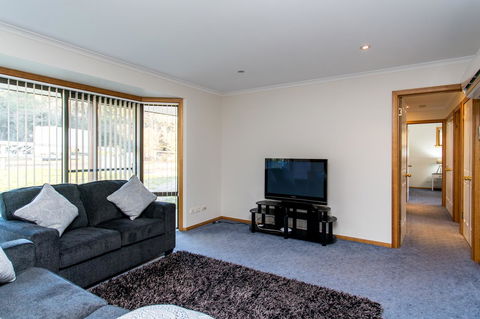 Acton Park Holiday Units - Brisbane Tourism 8