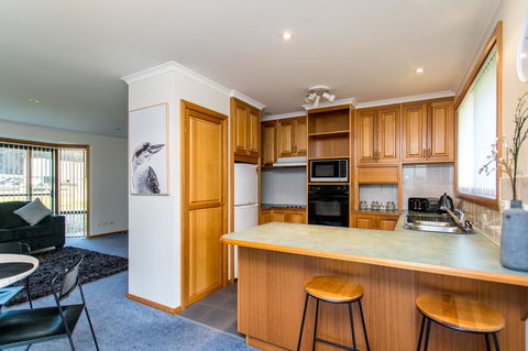 Acton Park Holiday Units - Brisbane Tourism 10