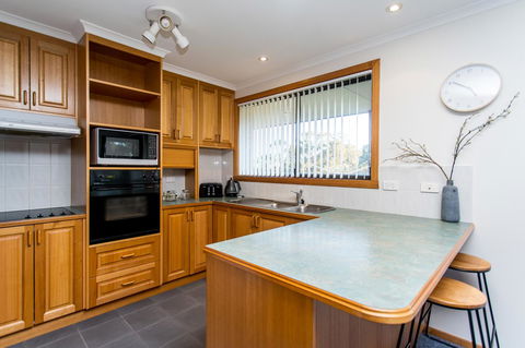 Acton Park Holiday Units - Brisbane Tourism 9
