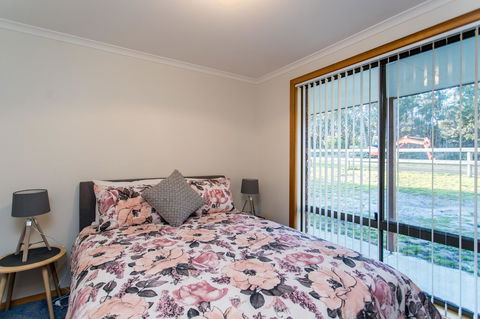 Acton Park Holiday Units - Brisbane Tourism 4